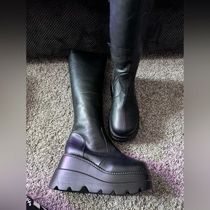 Platform boots